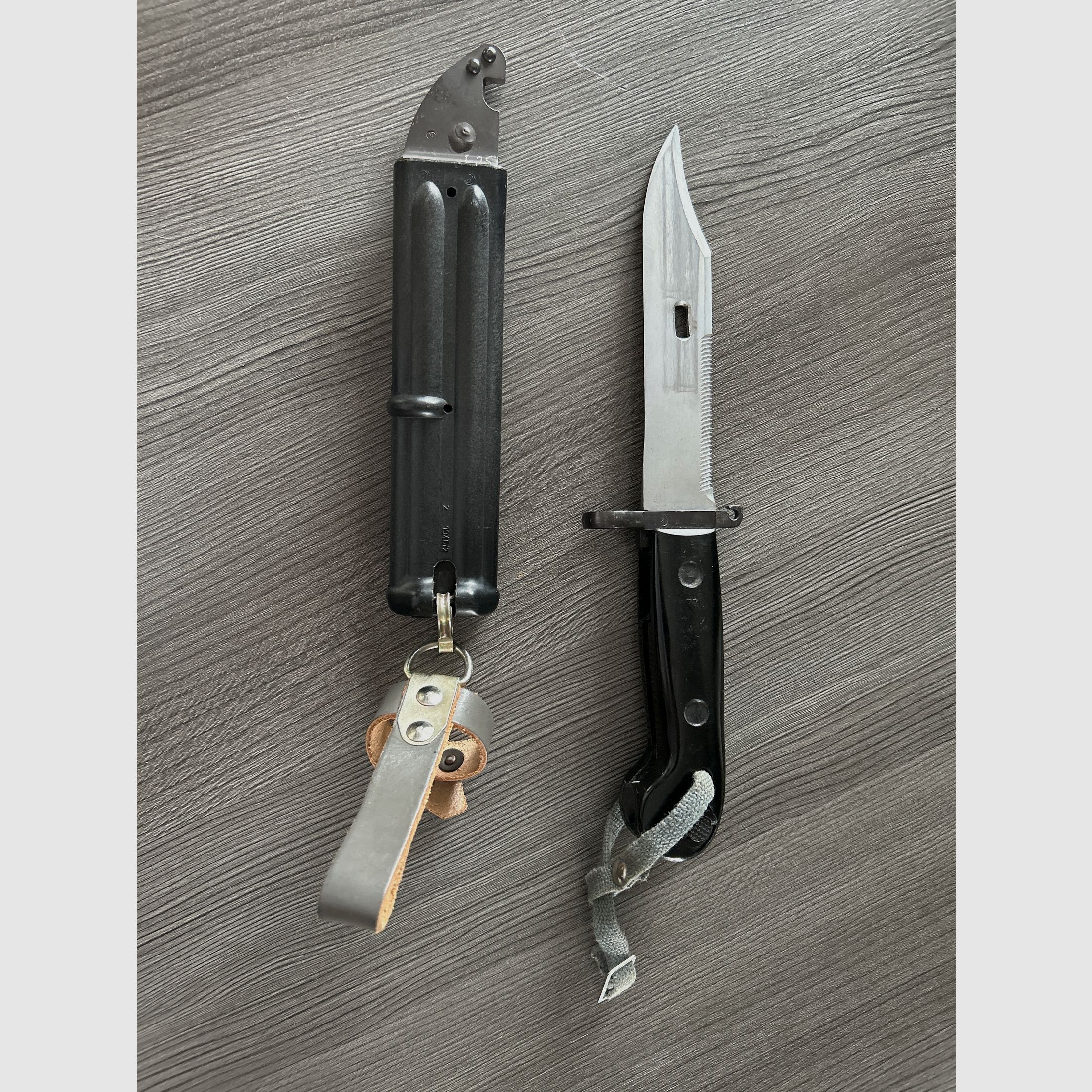 NVA Mehrzweck-Bajonett für AK 47