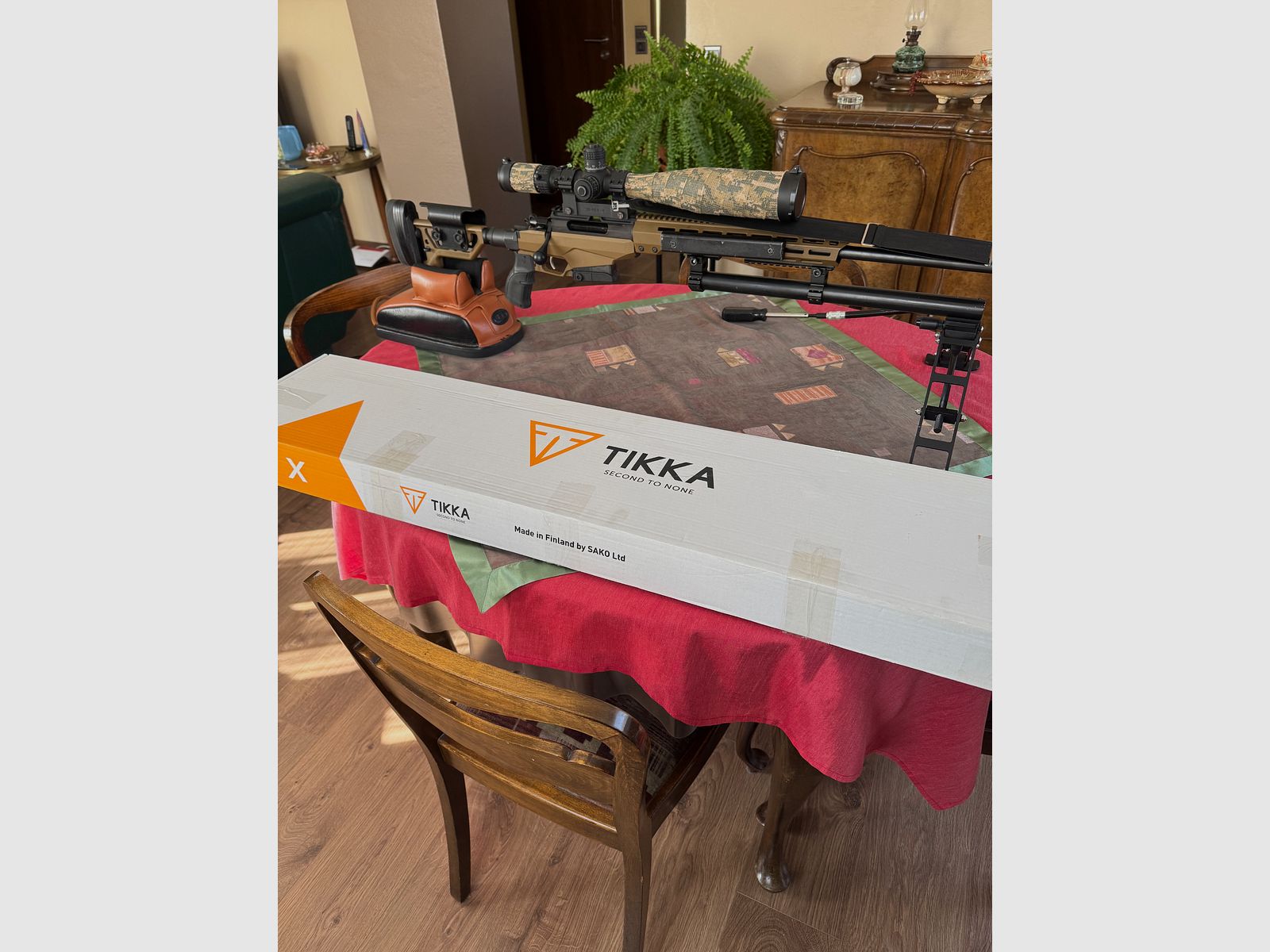 Tikka T3x Tac A1 carabine à répétition Coyote 6,5 Creedmoor + Delta Strike HD 5–50x56 configuration Long Range