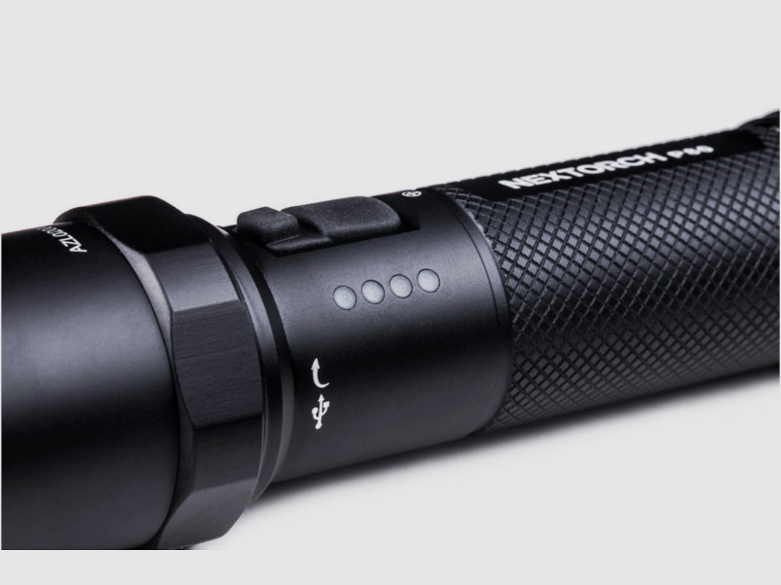 NEXTORCH P80 1.300 Lumen Einsatz LED Taschenlampe 280m Reichweite