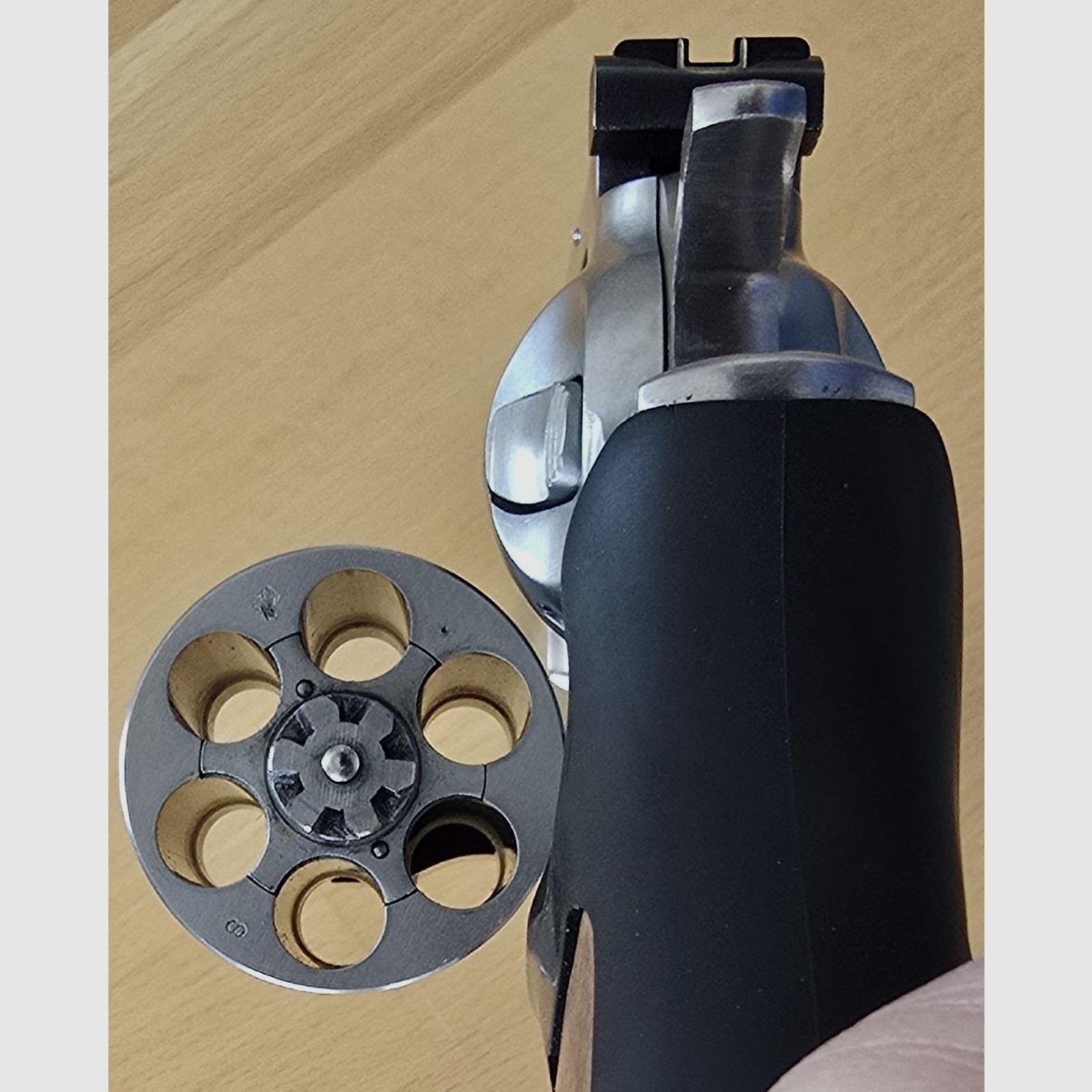 Revolver RUGER GP100 .357 Mag. 6 colpi