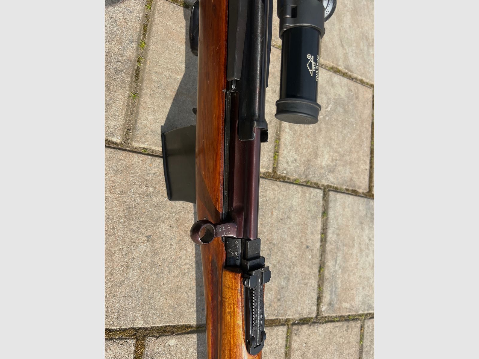 Vends Tokarev SWT-40, en tant que fusil de sniper, SSG au calibre 7,62x54R