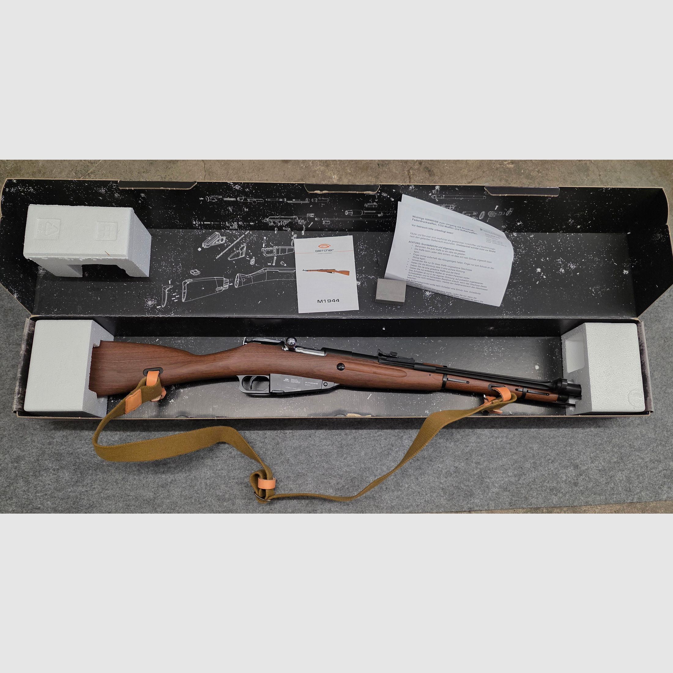 Gletcher M1944 CO2 Luftgewehr Kal. 4,5mm Stahl BB Holzoptik mit Bajonett  Cal. 4,5 mm Stahl-BB, Bild 1 von 2