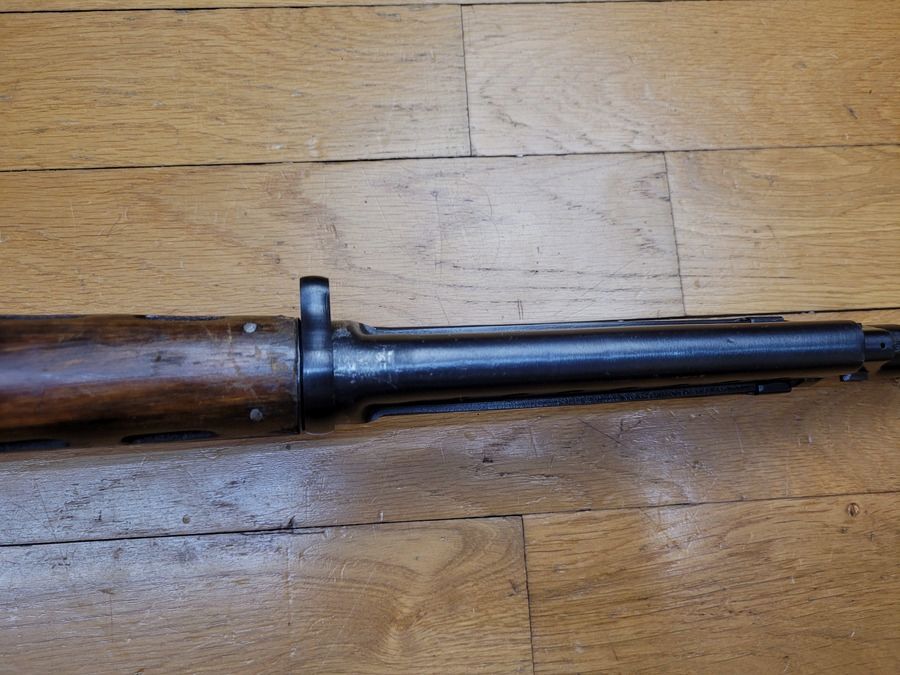 Emblematisches sowjetisches Selbstladegewehr SVT-40 – Tula Arsenal 1944 – Original unregistrierte Waffe – Mononummer – Originalkaliber 7,62x54r – Sehr guter Zustand ++, Bild 24 von 36