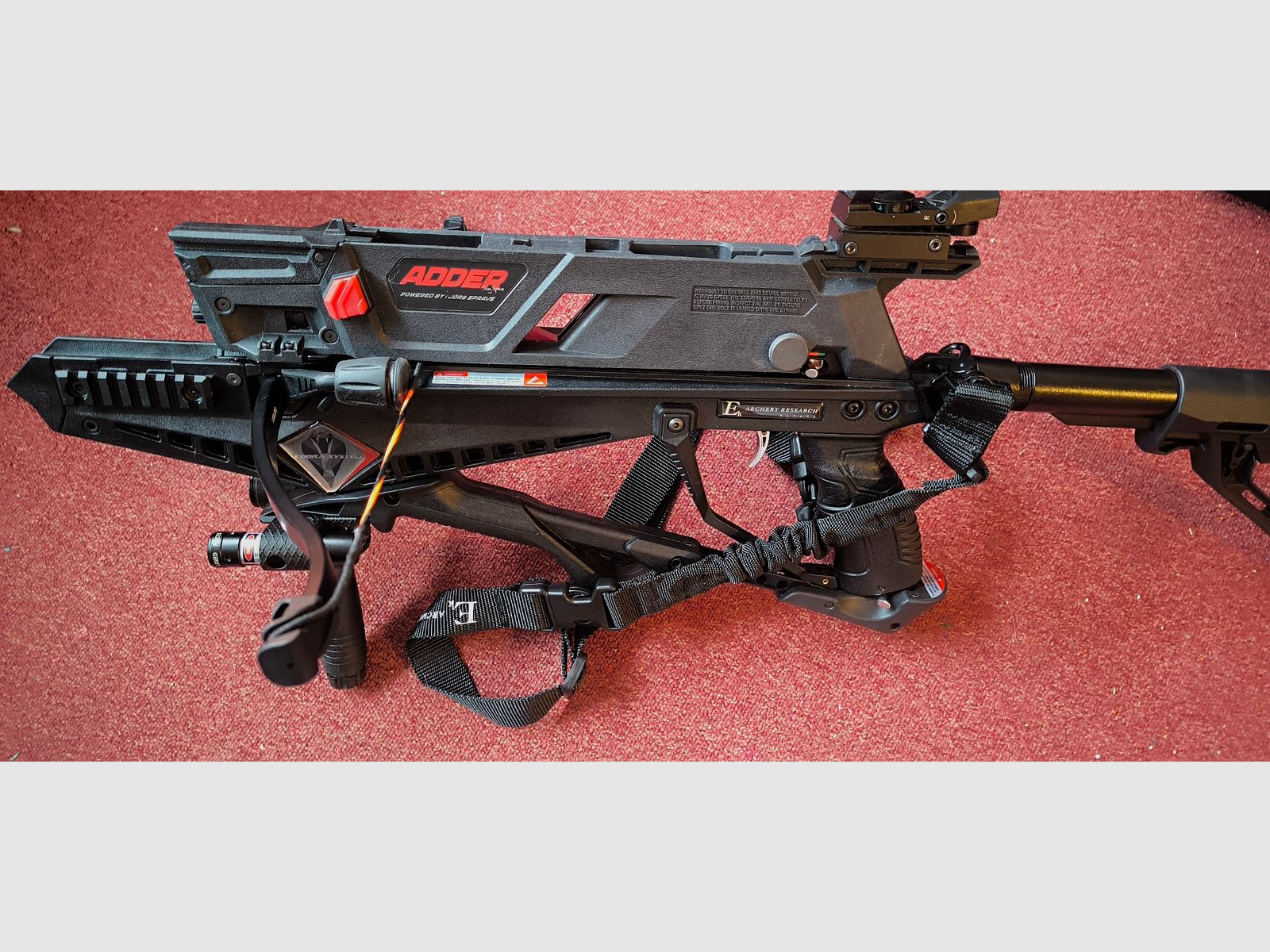 EK Archery Adder w stanie jak nowy i akcesoria