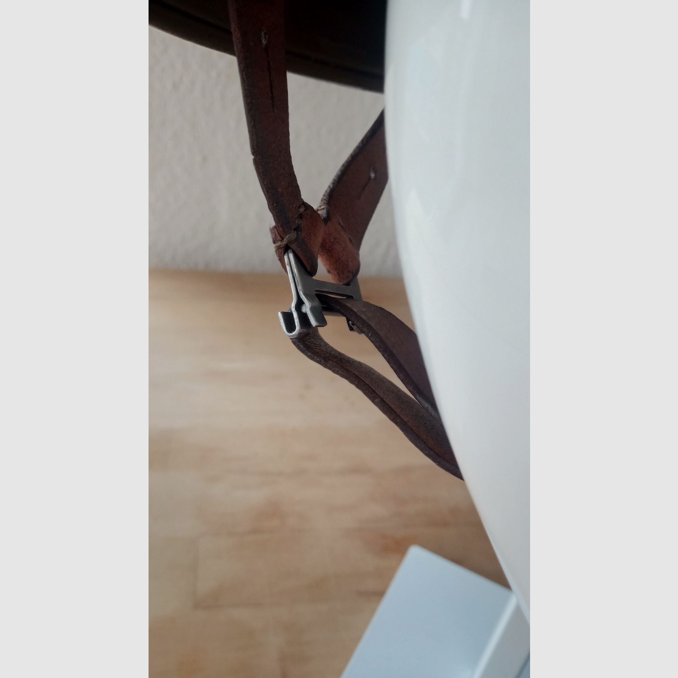 Schweizer Armee Helm aus U-Boot-Stahl in kleiner Größe 55-56 / ideal für Zivilschutz / Stahlhelm Swiss Made