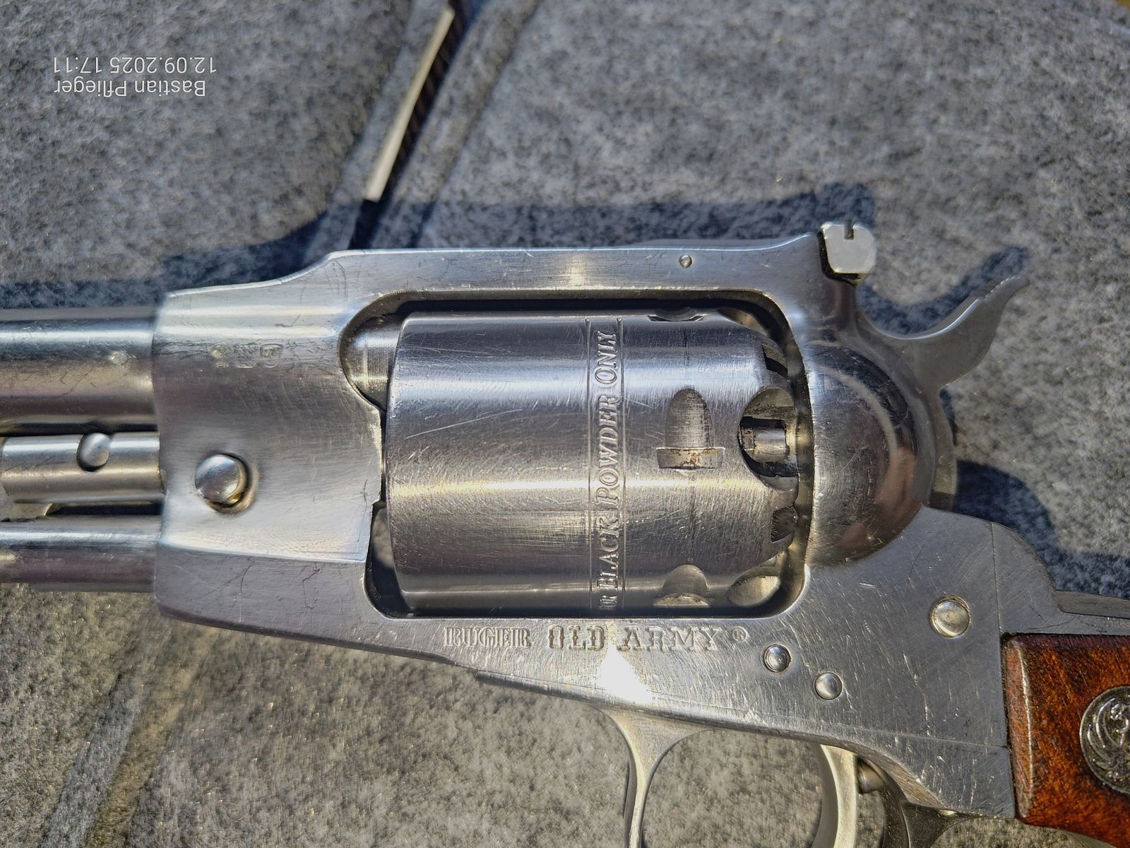 Ruger Old Army .45BP (Rewolwer kapiszonowy / Proch czarny)
