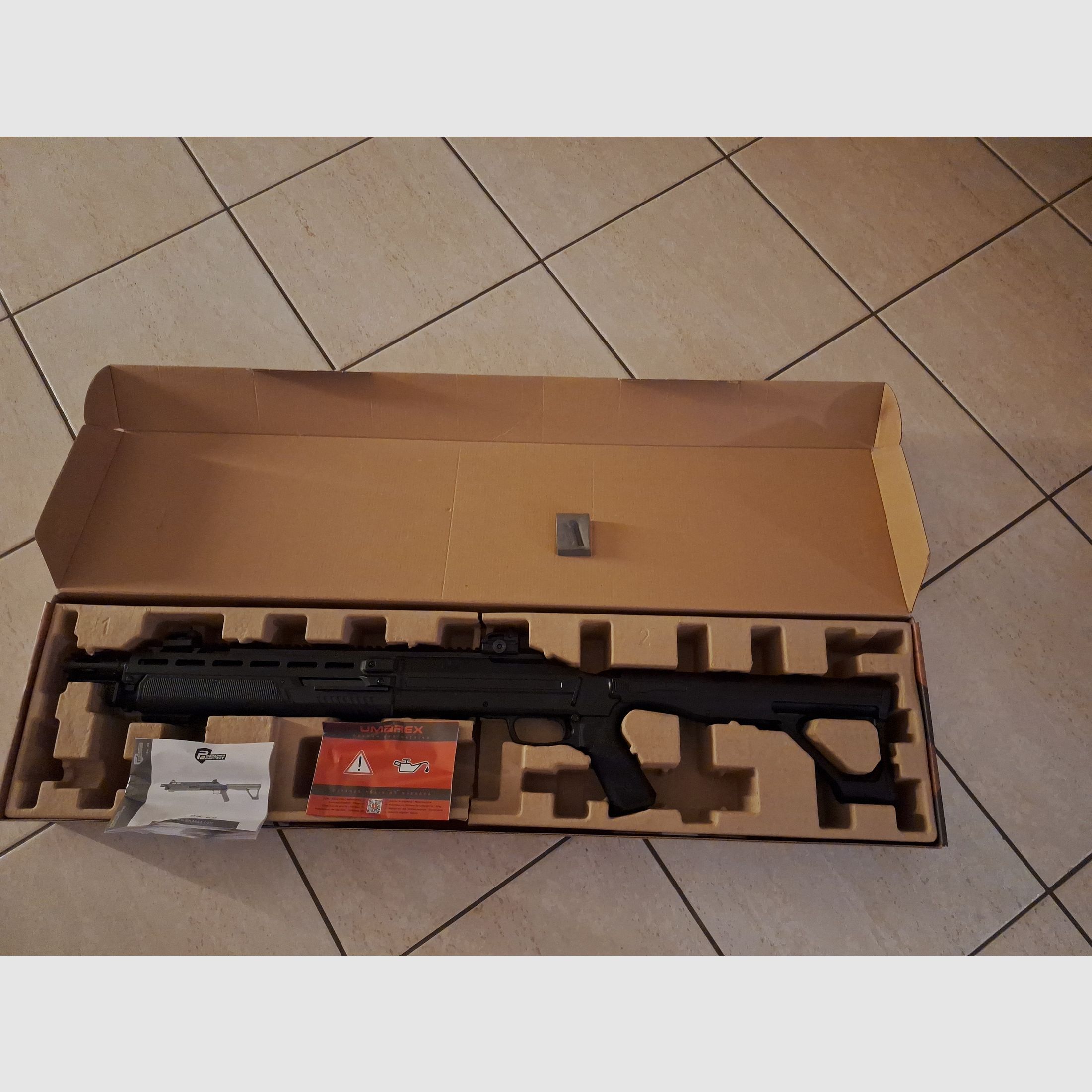 P2P HDX 68 BLACK Schwarz