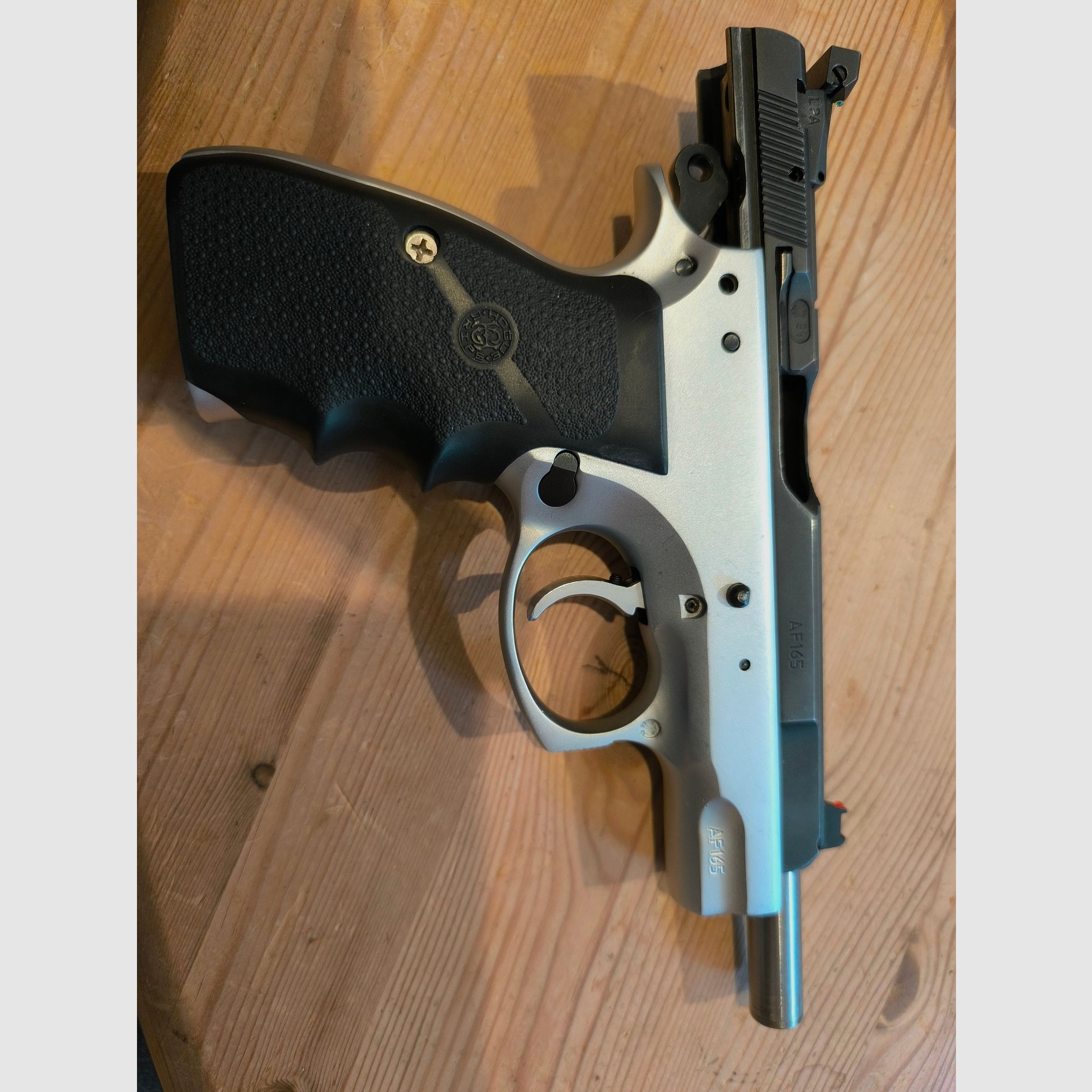 CZ 75B 