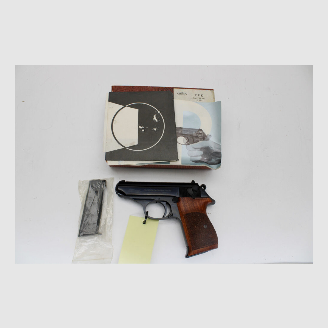 Pistole Walther PPK Kal. 7,65mmBrowning mit 2tem Magazin Schachtel Anschußb 7,65mmBrowning