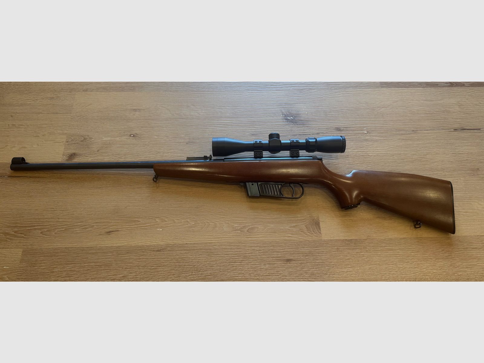 Voere .22lr semi-automatic rifle