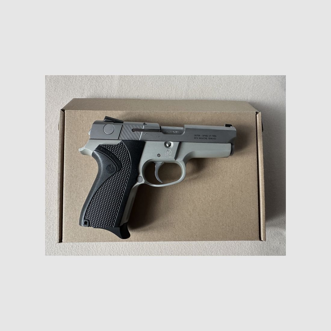 Sehr seltene Smith&Wesson 6946 im Kaliber 9mm Luger