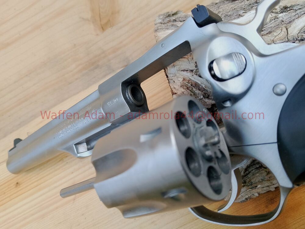 Ruger Stainless GP100 met 6 inch loop lengte