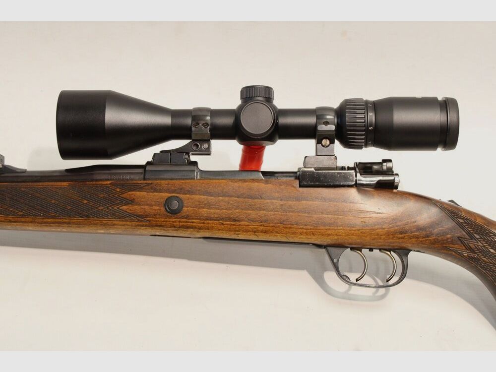 Voere Mauser 98 mit Bauer 2,5-10x50 mit Leuchtabsehen