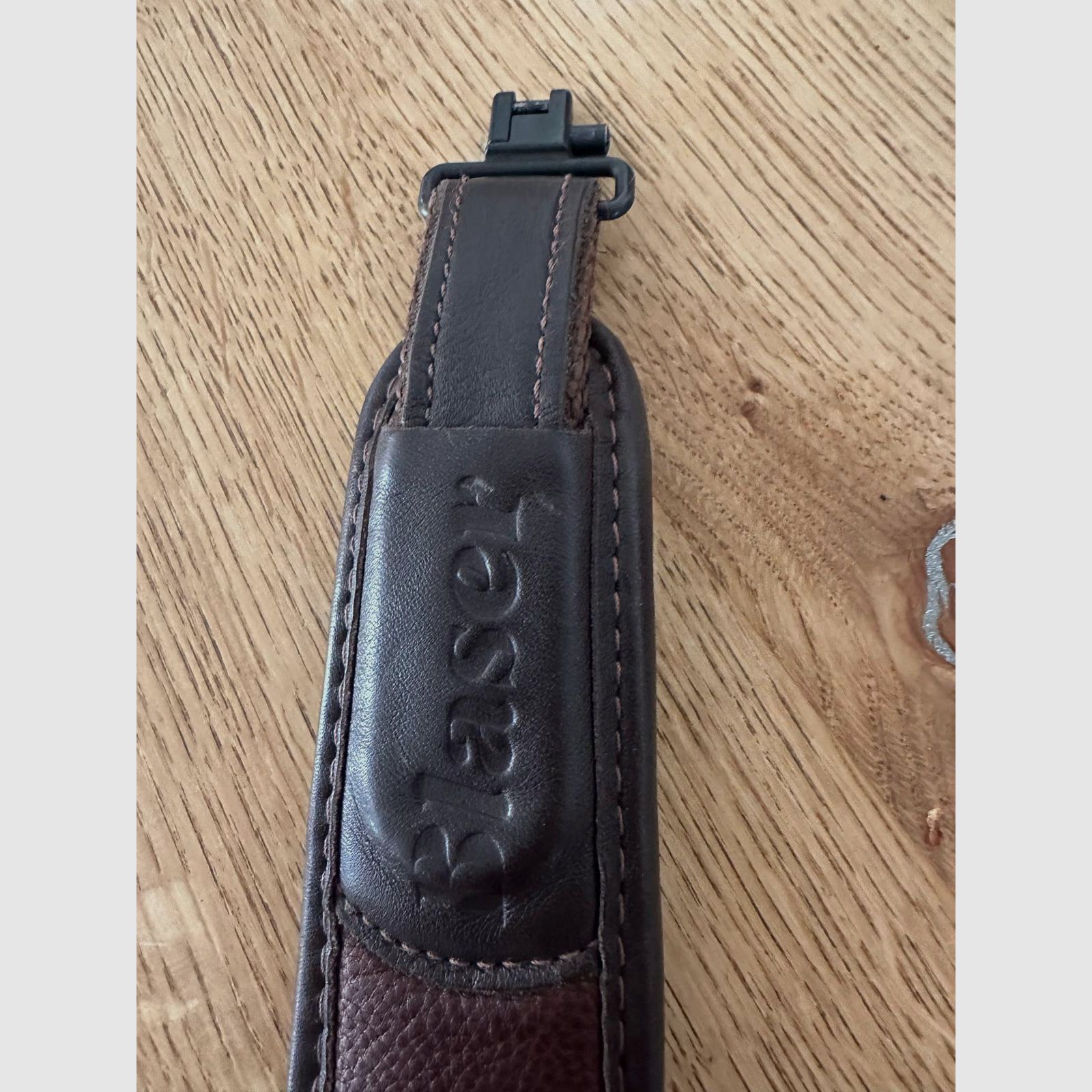 Blaser Gewehrriemen Leder Braun mit Schnellverschlüssen