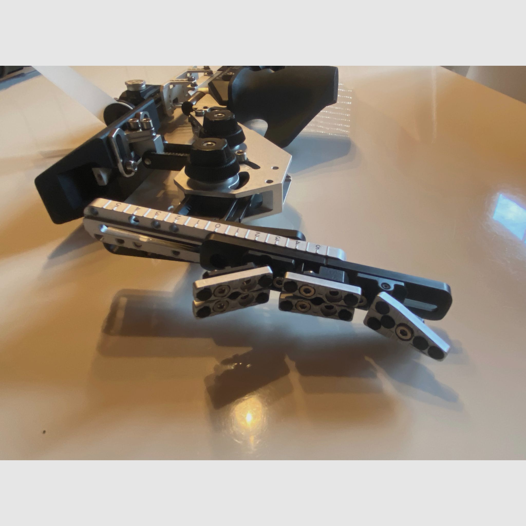 Feinwerkbau X800 Alu (Top-Zustand) inkl. SCATT-Schiene, RWS-Munition, Koffer & Zubehör – Komplettset eines Deutschen Meisters 