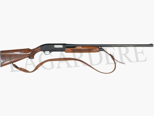 BERETTA RS200 (pump-action shotgun)