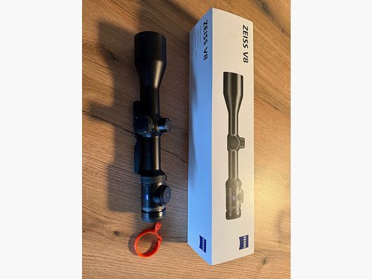 Zeiss V8 2,8-20x56 mit Schiene und LA 60