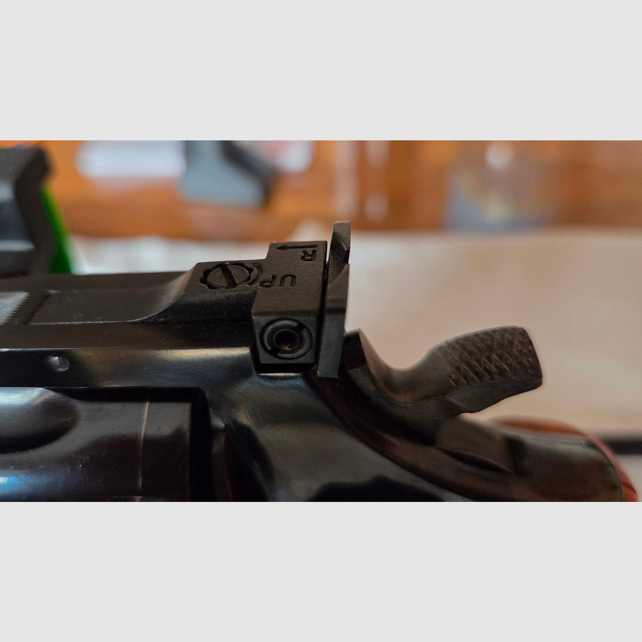 TAURUS 686 Kal. 357 Mag handgefertigter Griff