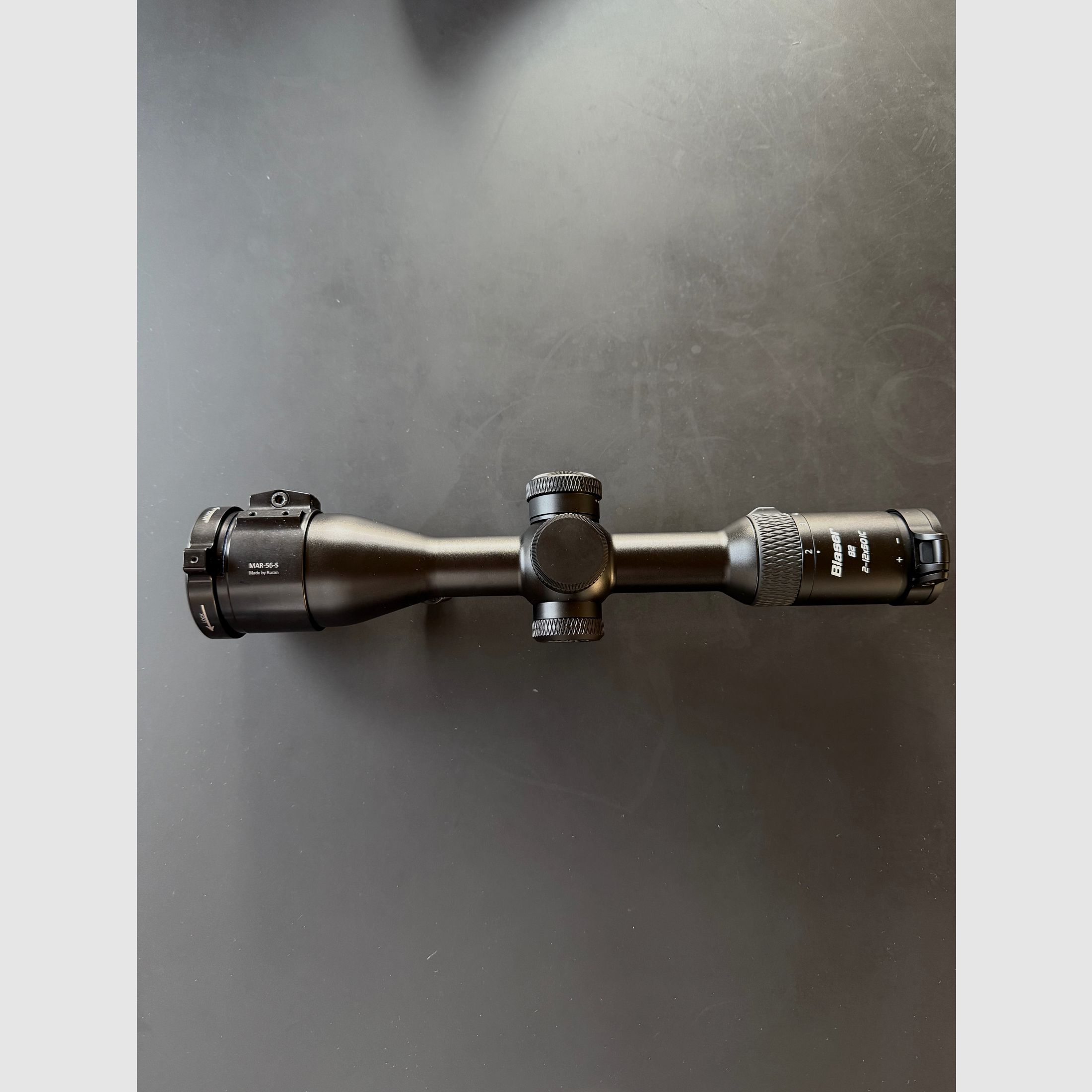 Blaser B2 2-12x50 iC S telescopio de mira / QDC + ajuste rápido de retícula