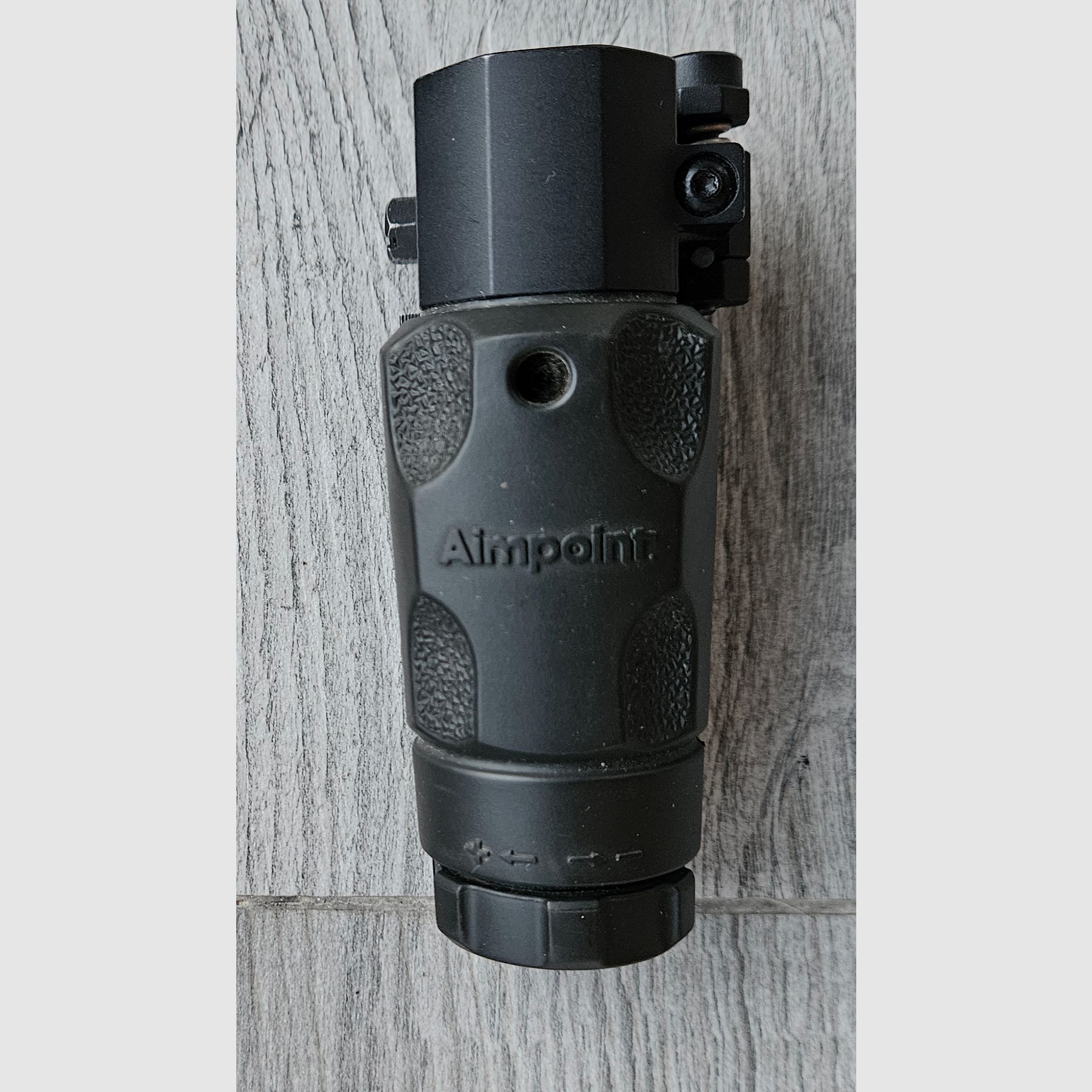Aimpoint 3XMag-1 Magnificateur avec FlipMount d'origine, image 1 sur 6