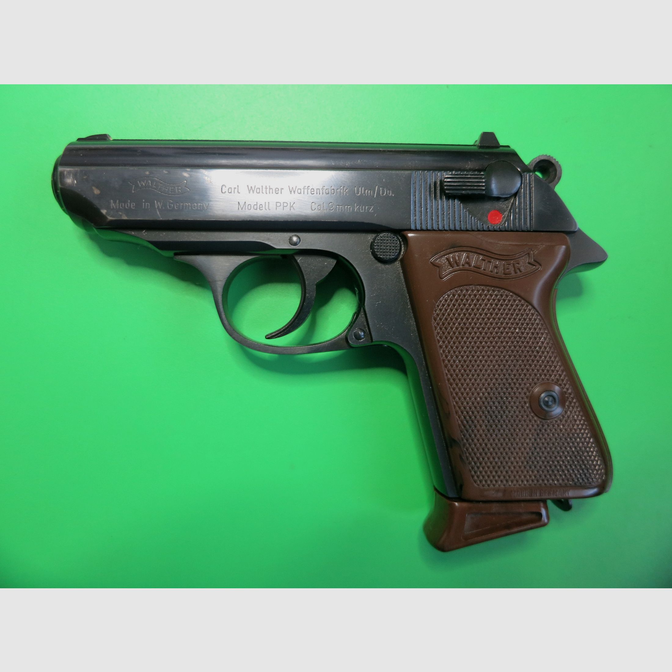 Halbautomatische Pistole, Walther PPK, Kal. 9 mm Kurz, braune Griffschalen       #74