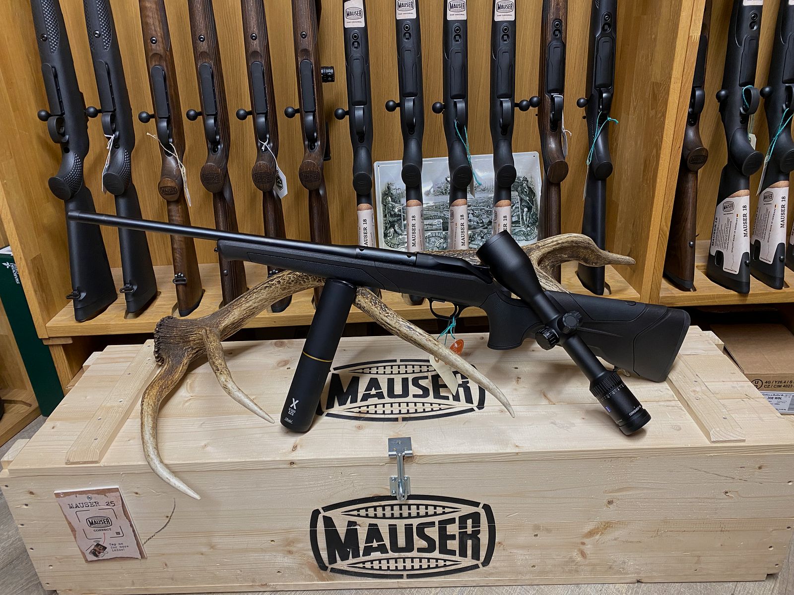 Blaser R8 Professional 2.0, met Zeiss Conquest V6 2.5-15x56 M, met rail