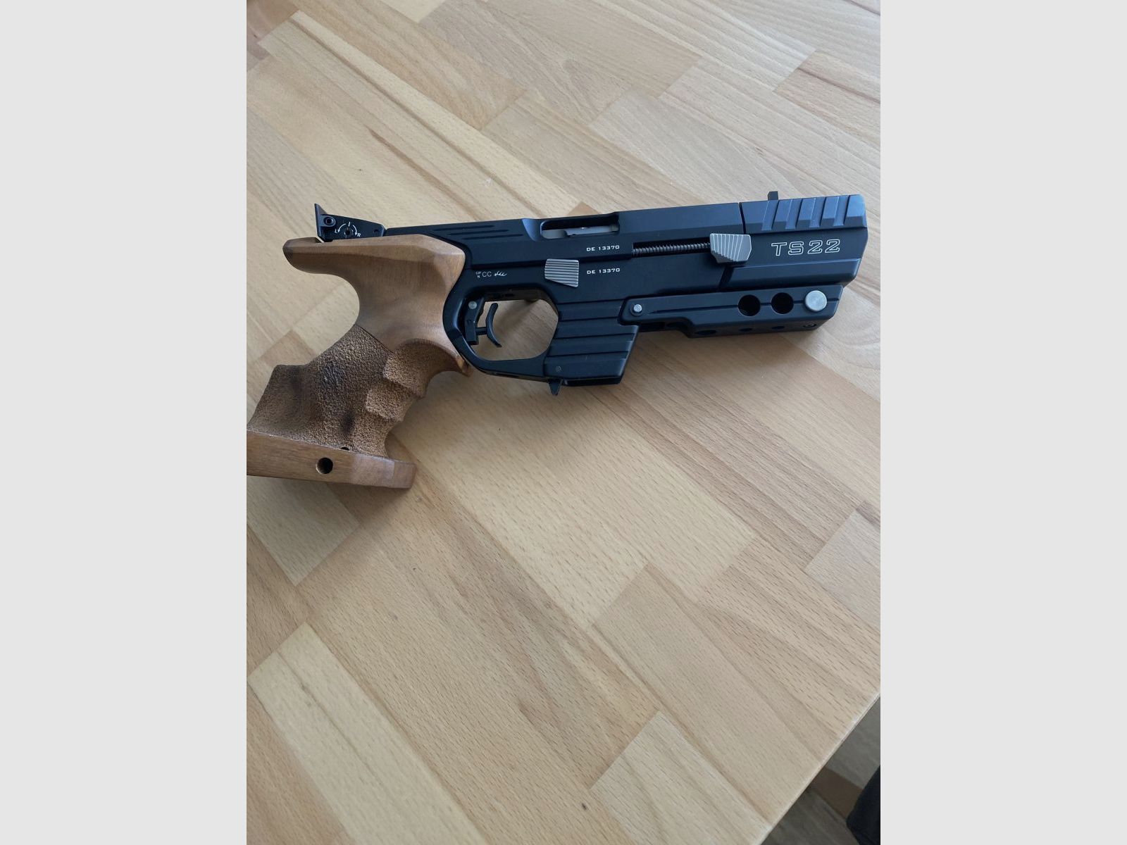 Sportpistool TESRO TS22-4 Pro Kal. .22lr