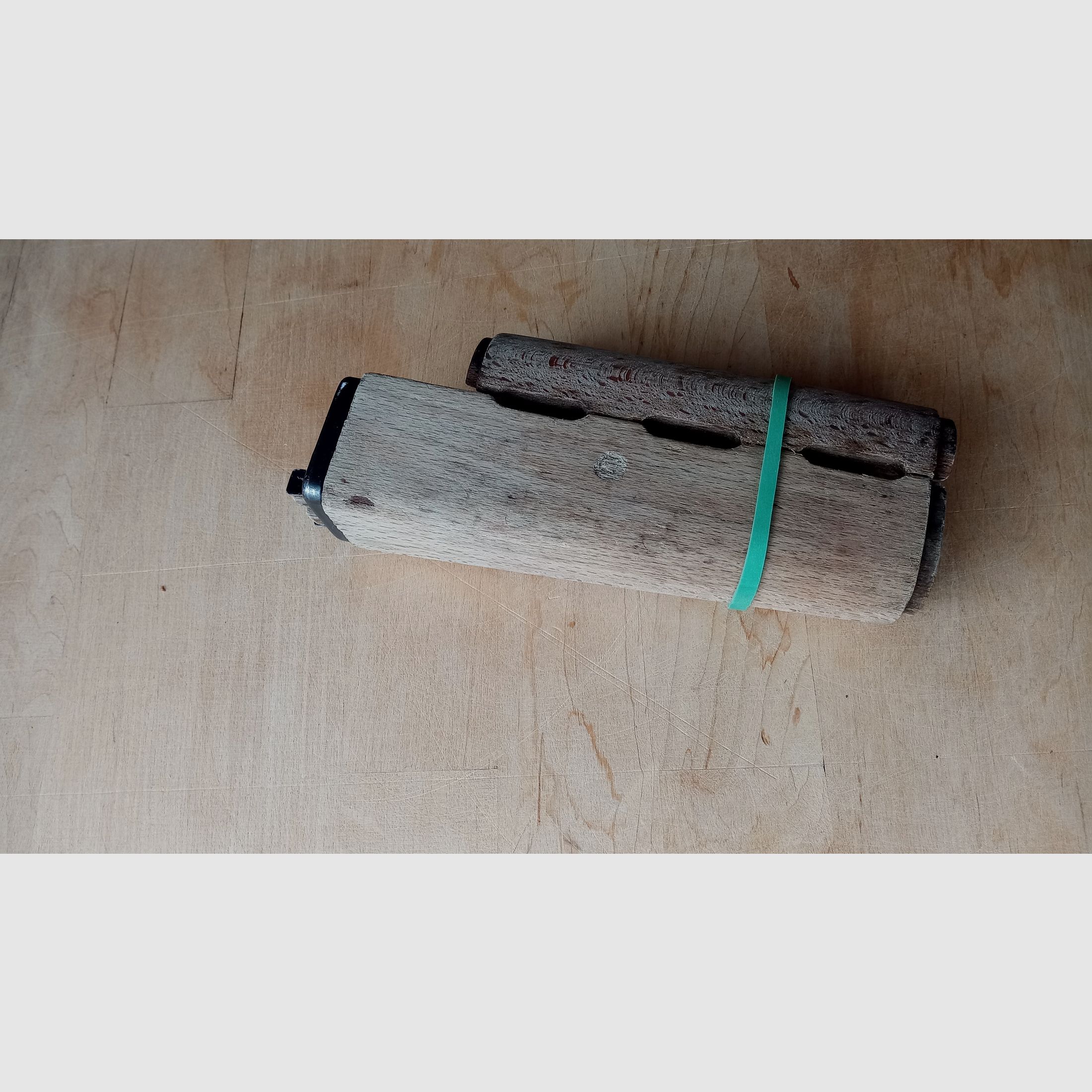 #4 Geisterhafter M70 Handschutz / Zastava Yugo AK Vorderschaft inkl. Steel Ferrule  // wohl auch geeignet für LCT