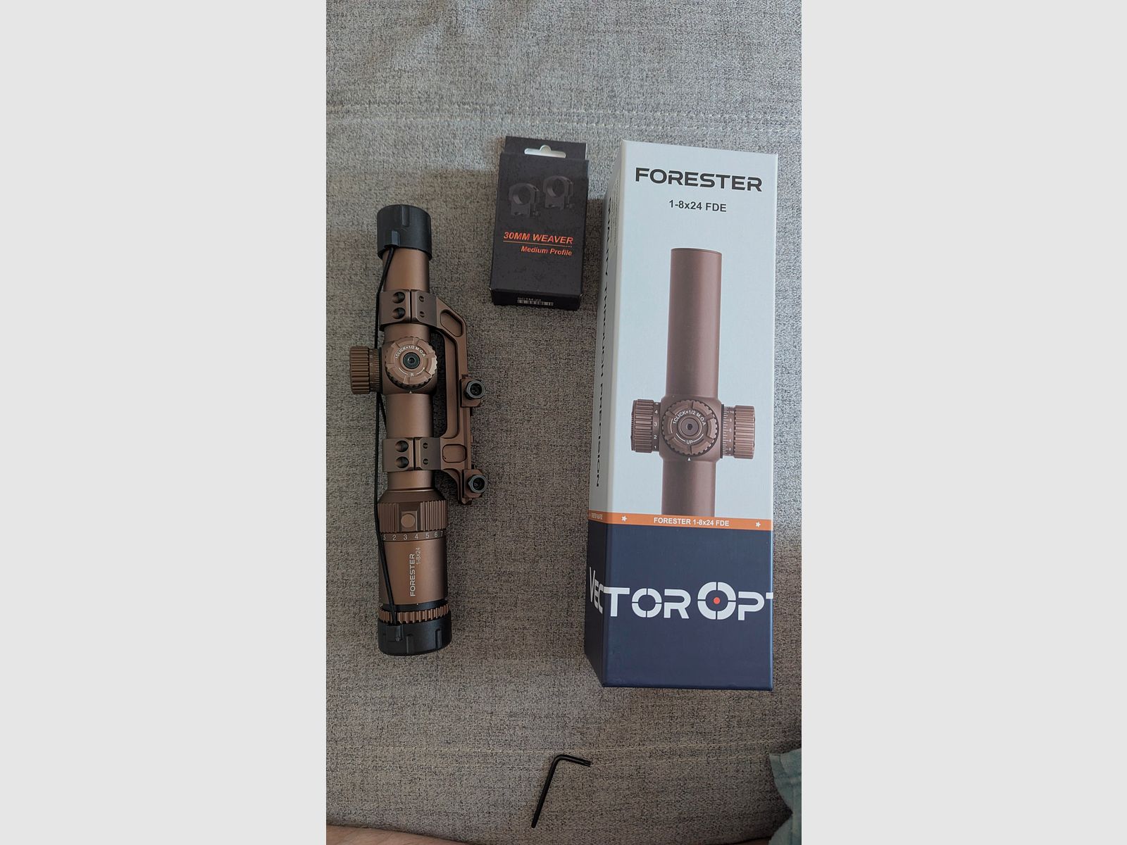 Vector Optics Forester 1-8x24 FDE incl. blokmontage