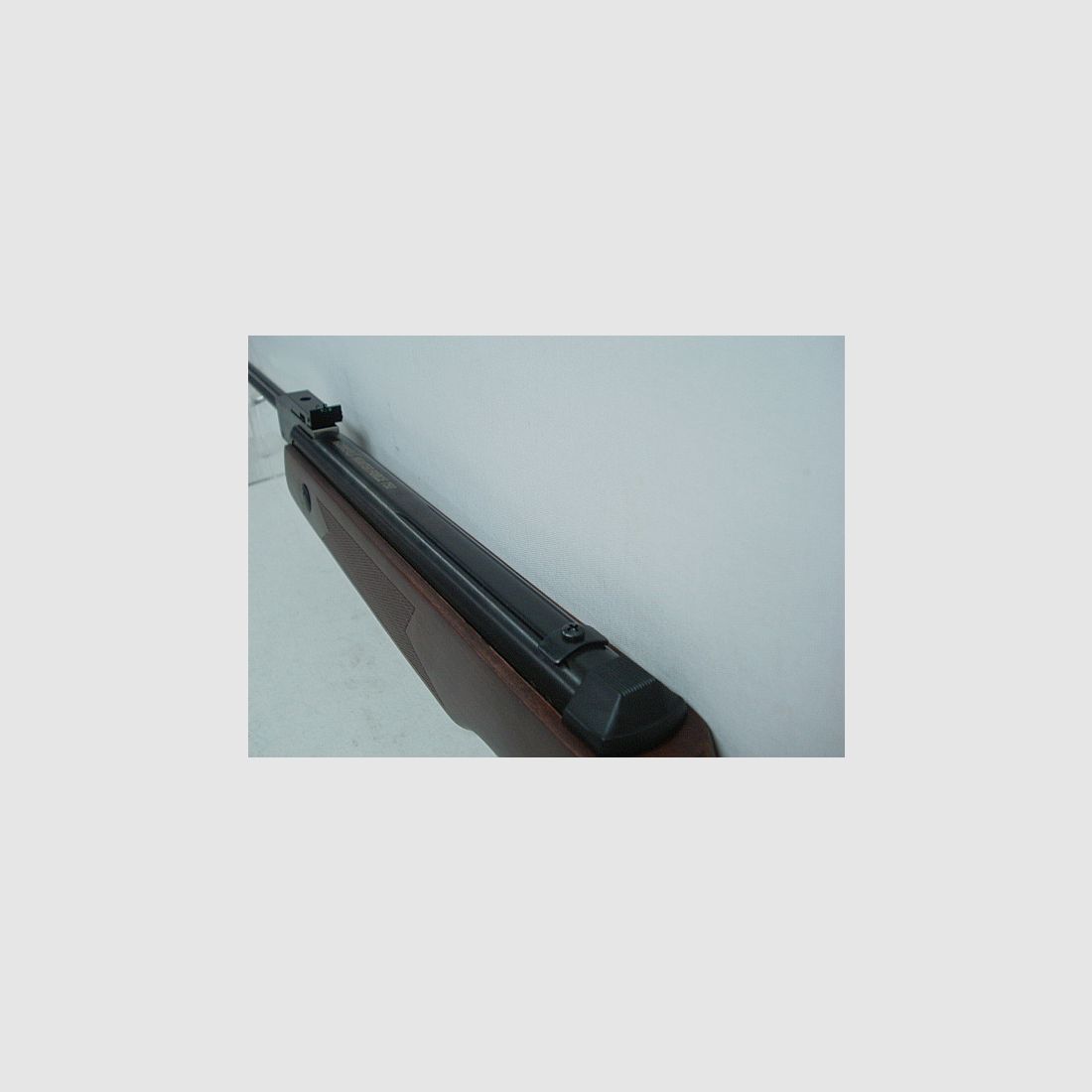 Hunter Force 750 Kal.4,50mm - inkl 4x32 ZF, Mikrometervisier