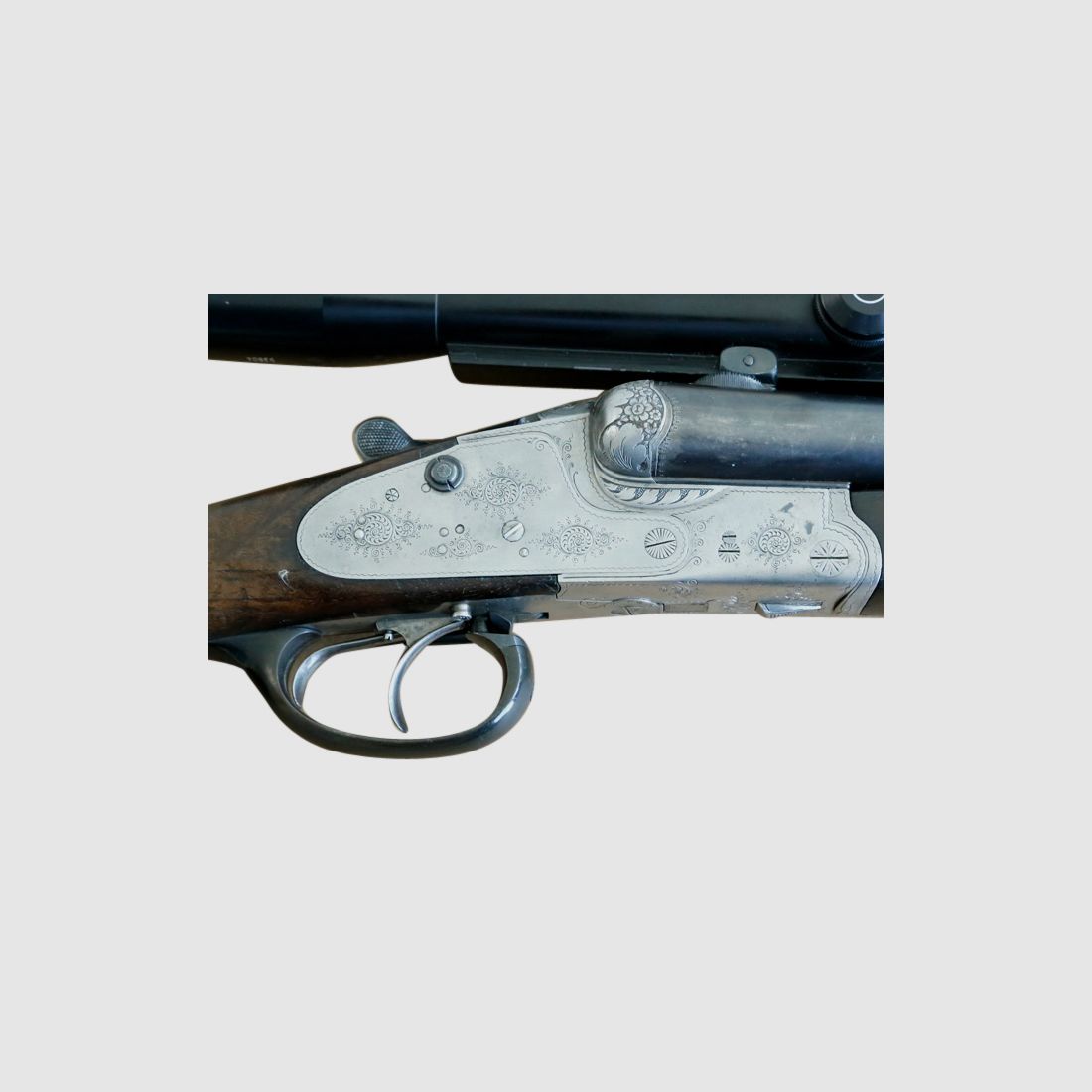 Suhl double-barreled drilling caliber 2x8x60R and 12/70 with interchangeable barrel caliber 2x12/70, 8x60R and ZF, additional