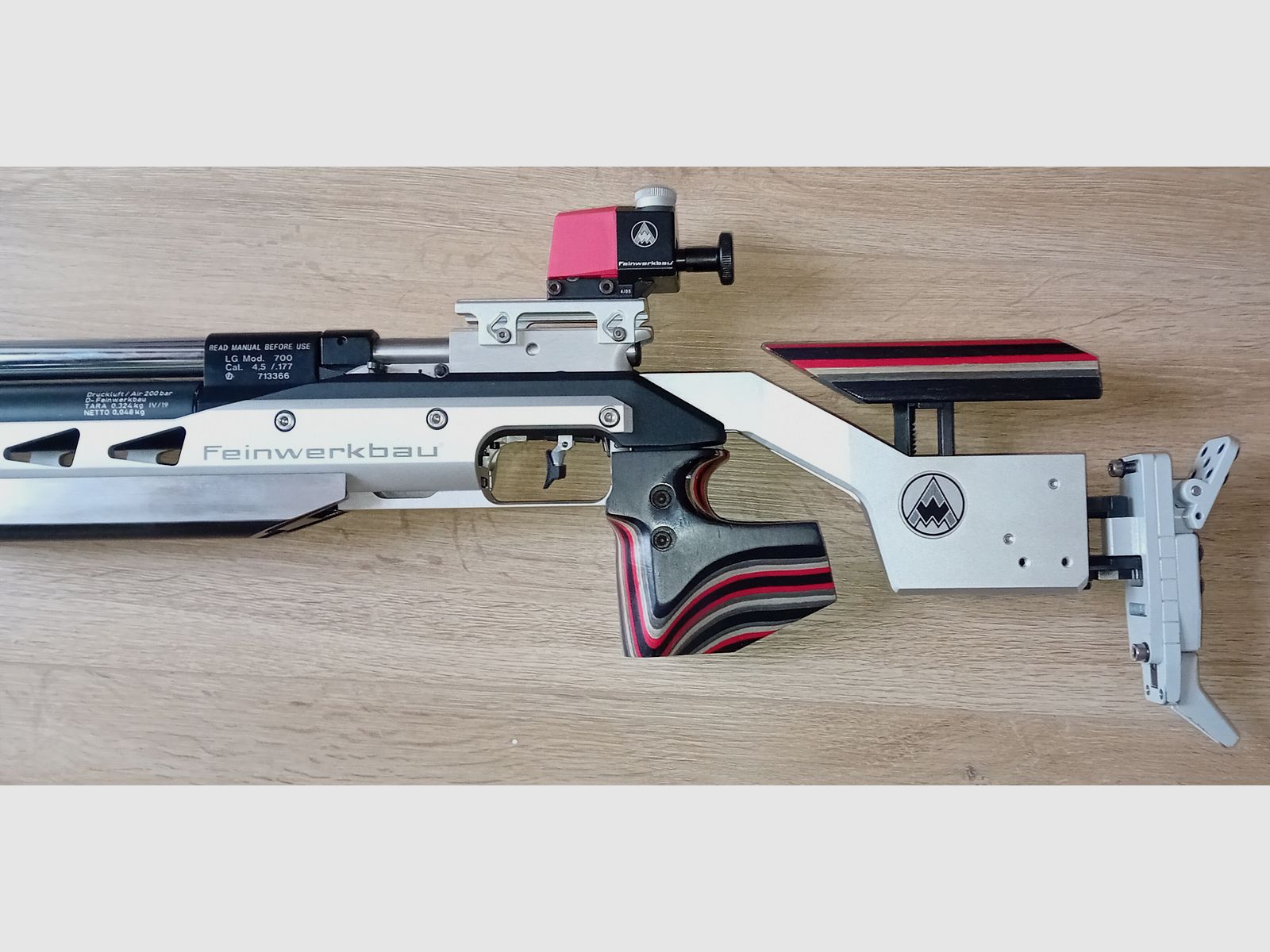 Press - Luftgewehr Feinwerkbau 700  ALU -  Rechts - Schaft