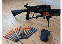 EK Archery Cobra R10 RX (130 lbs) incl. 24 Deep Penetration bolts – like new