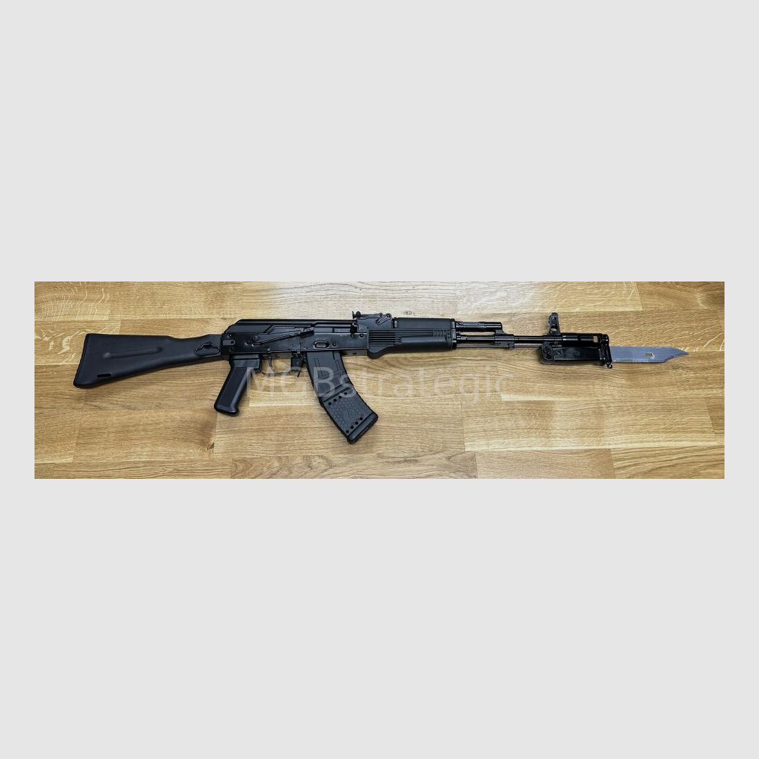 Kalashnikov USA - KR103 SFS mit Klappschaft 7,62x39	 1/1 ziviler Nachbau der legendären AK103 - System AK47 AKM AK74 - KR-103 SFS – 7.62x39mm Side Folding Rifle – Cold Hammer Forged