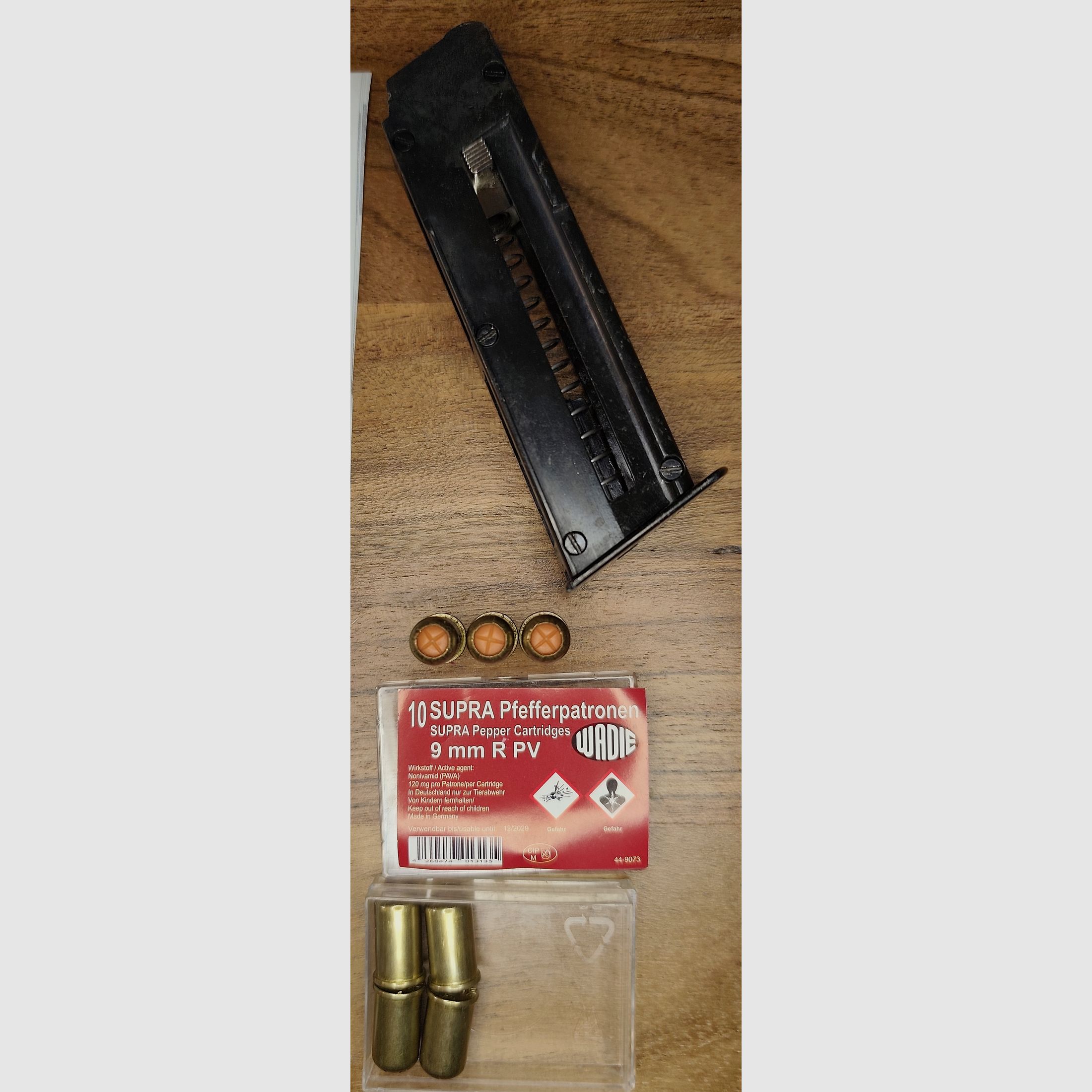 Weihrauch HW 94 Magazin + Wadi Supra Pfefferpatronen