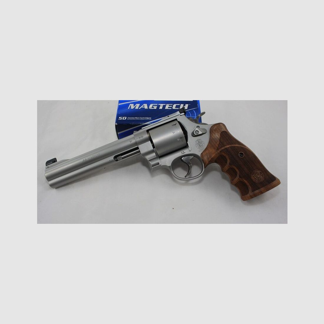 Smith & Wesson	 629 Match Master