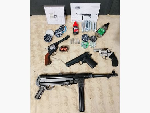 FREE WEAPONS LOT! LEP, CO2, blank firing free from 18 years