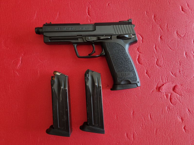 Heckler & Koch USP Tactical .45 ACP