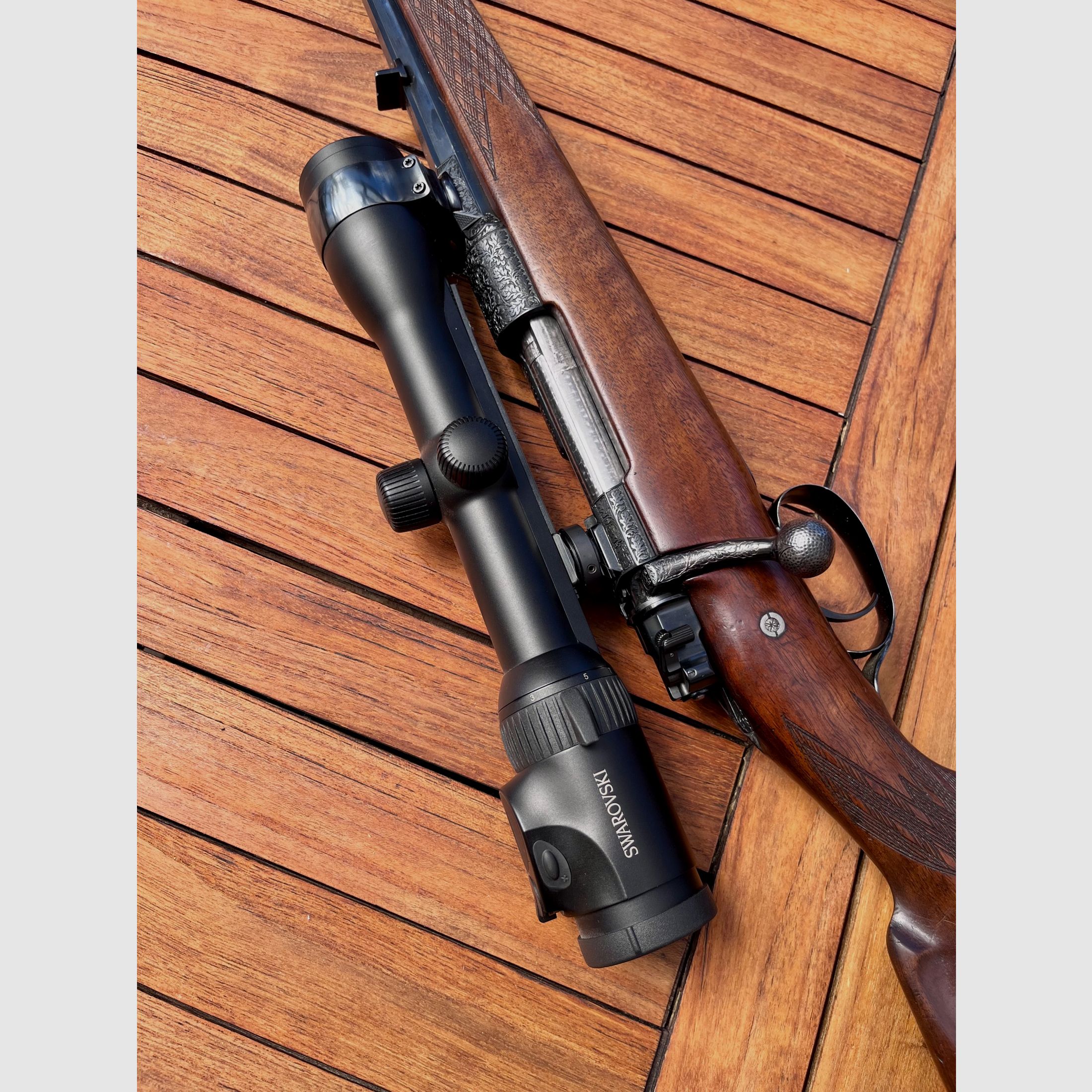 Full engraving Mauser 98 incl. Swarovski Z6i 1.7-10x42, immagine 4 di 5