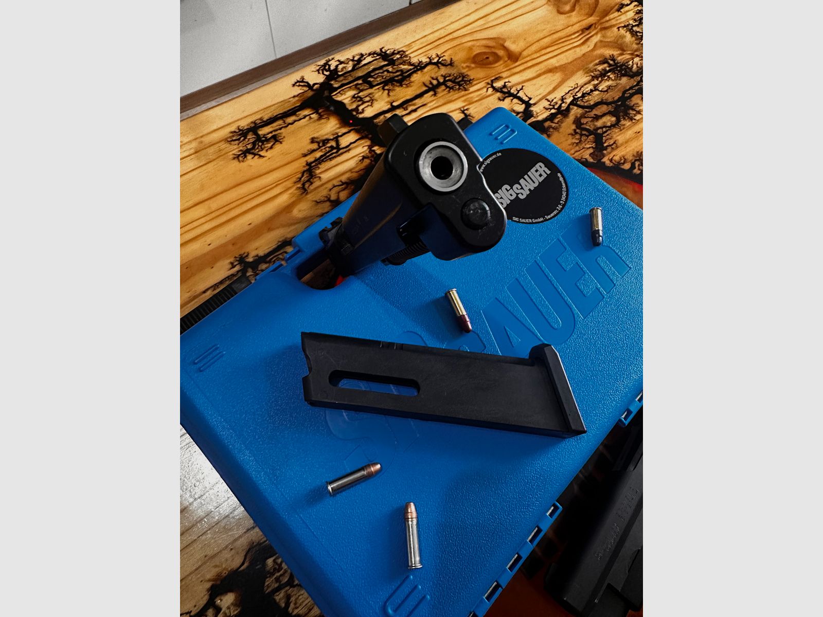 Sig Sauer P220, caliber 45 ACP including interchangeable system 22 lfb