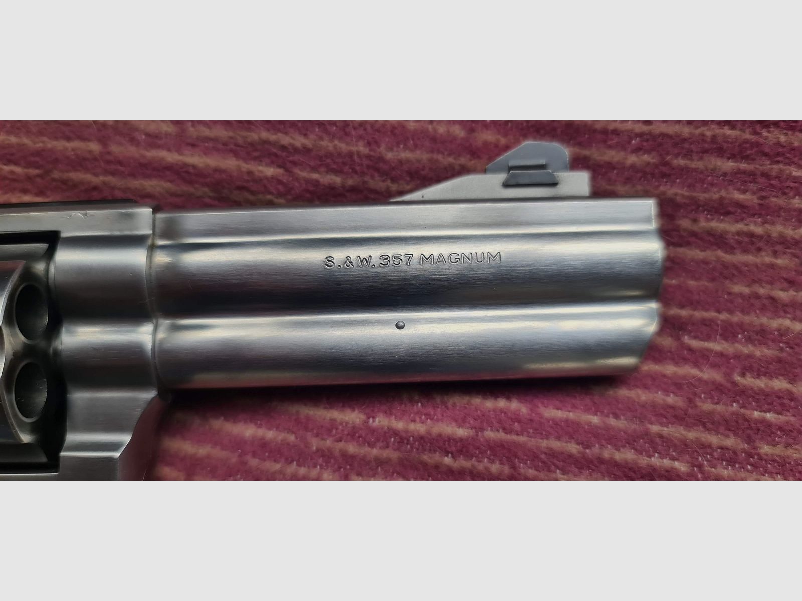 Revolver Smith & Wesson Mod. 686-3, Kal. .357 Magnum/.38 Special aus dem Smith & Wesson Performance Center mit Kompensator und Munition!!, Bild 2 von 10