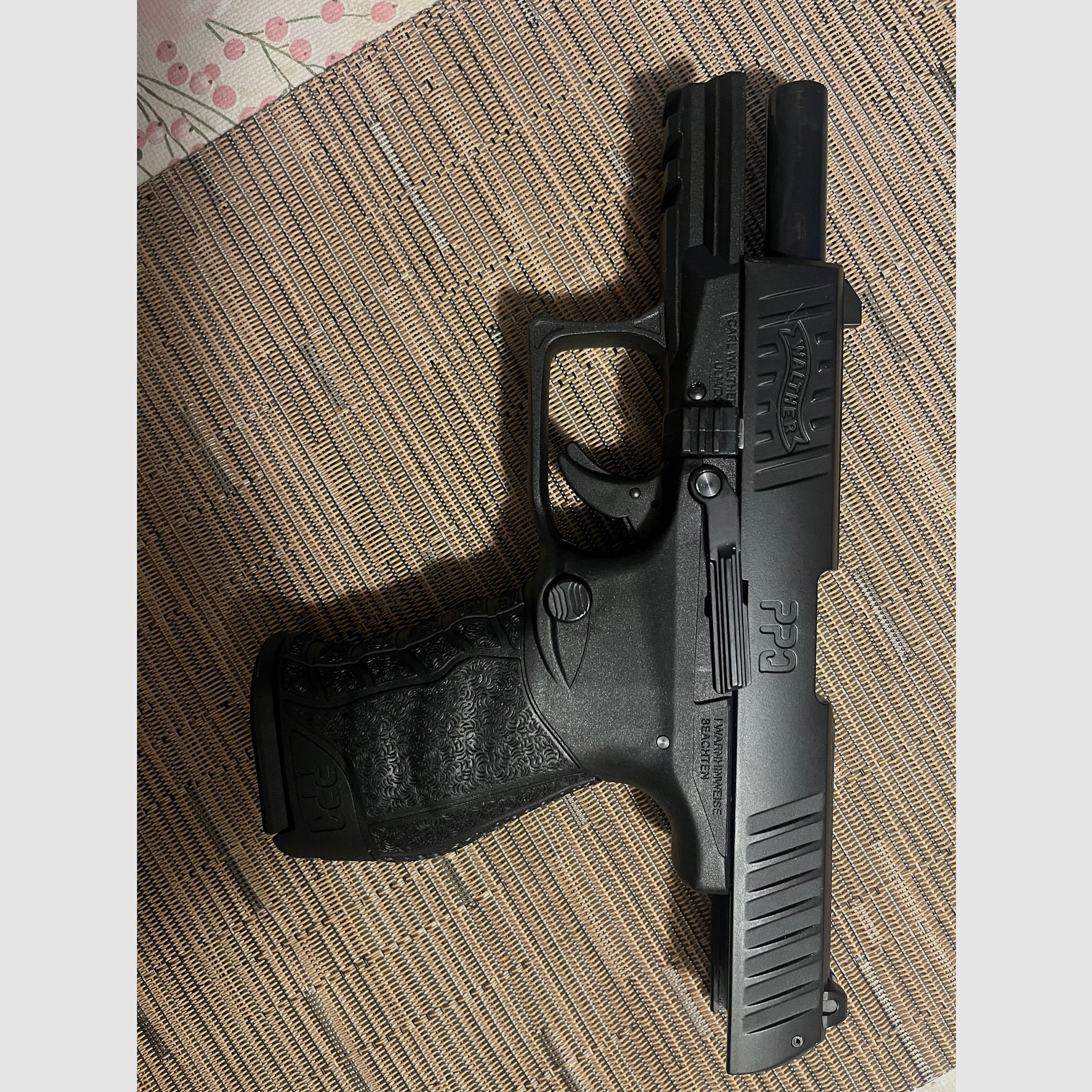 Walther PPQ M2 PTB 958 - 9 mm - P.A.K. - accessoires + munitions / pistolet à blanc, image 4 sur 5