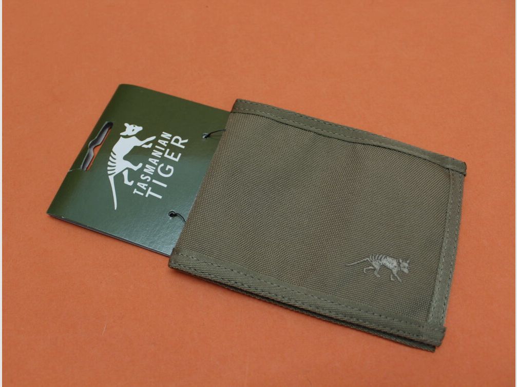Tasmanian Tiger TT Portafoglio per Passaporto 343 khaki, articolo in liquidazione