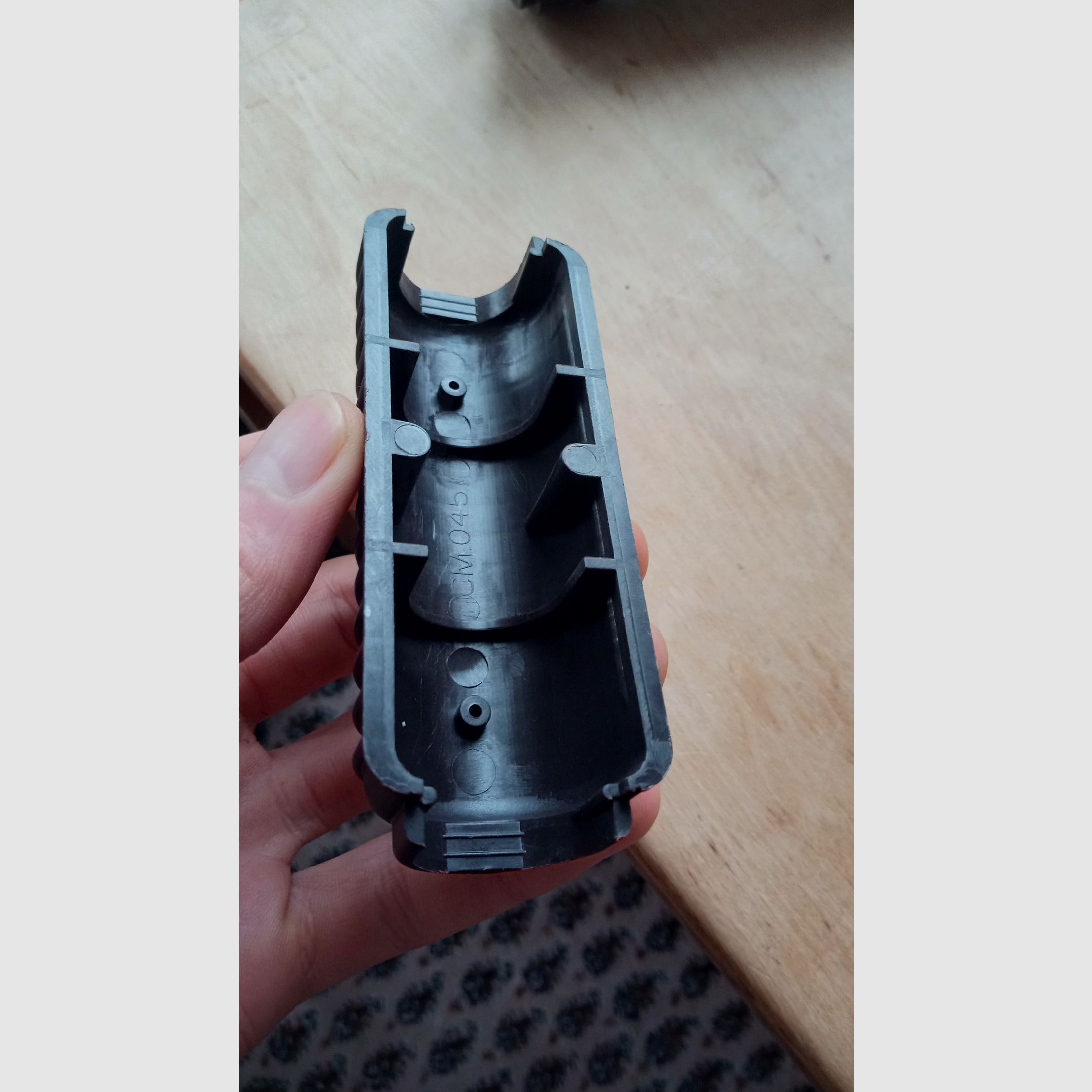 AIRSOFT price negotiable - Plum handguard for toy Krinkov (AKS-74u)   // LCT Cyma Cybergun/ Co2 GBB S-AEG / AKSU / Polymer plum / Softair