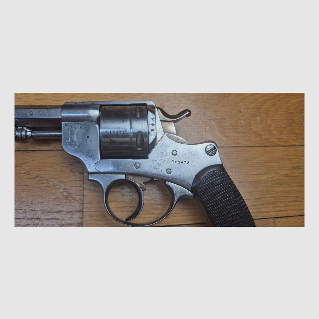 Goede standaard revolver Model 1873 – kaliber 11mm73 – volledig monomatrikel – Nog strogeel – MAS in 1878 – Goede mechanica, mooie loop en mooie kamers – BE, afbeelding 17 van 19