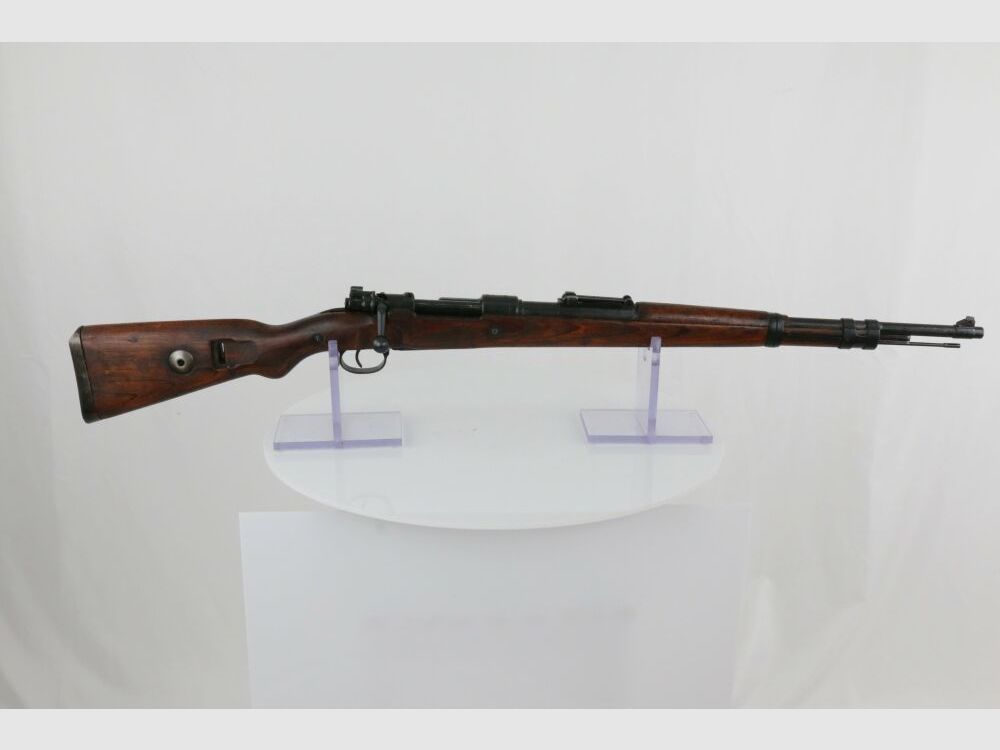 Weapons Factory Brno K98 Code dot 1943