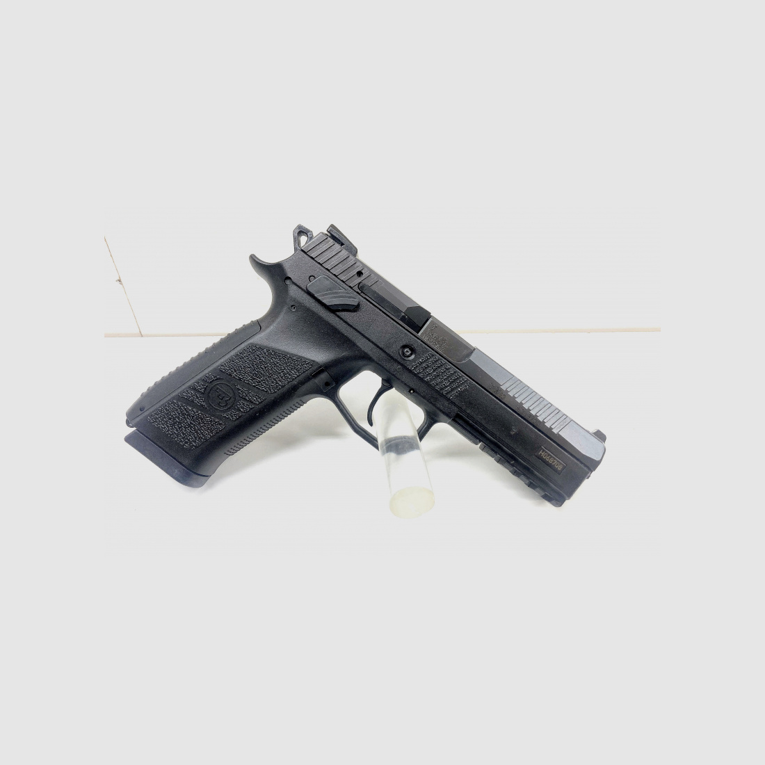 NEUWARE! Pistole CZ P-09 Kal. 9mm Luger inkl. original CZ P09 Wechselsystem Kal. .22lr.