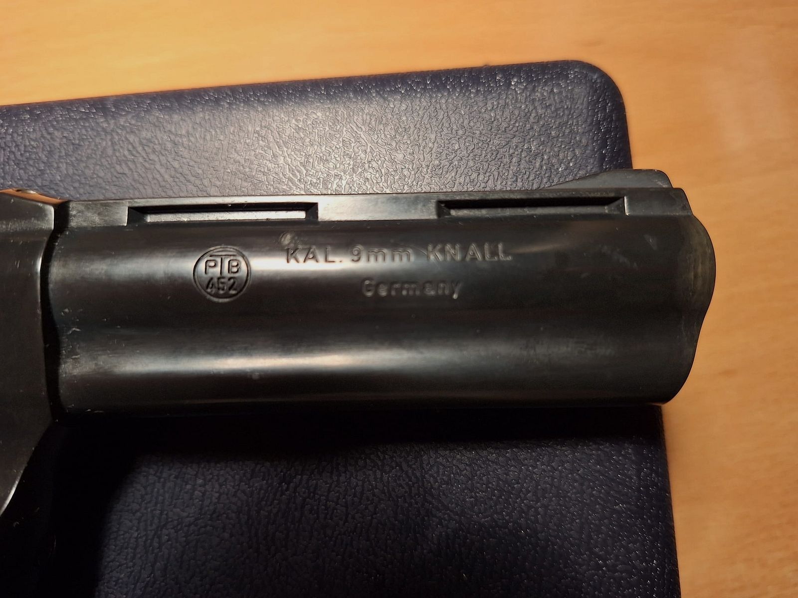 Röhm RG99 PTB 452 Schreckschussrevolver schwarz 9mm R.K.