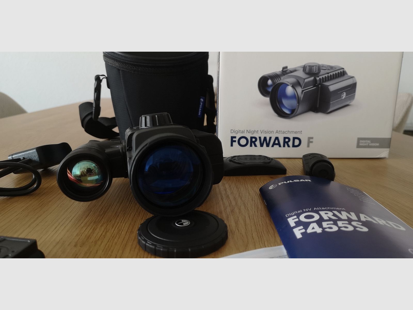 Night vision attachment device Pulsar 455 S with bag etc.