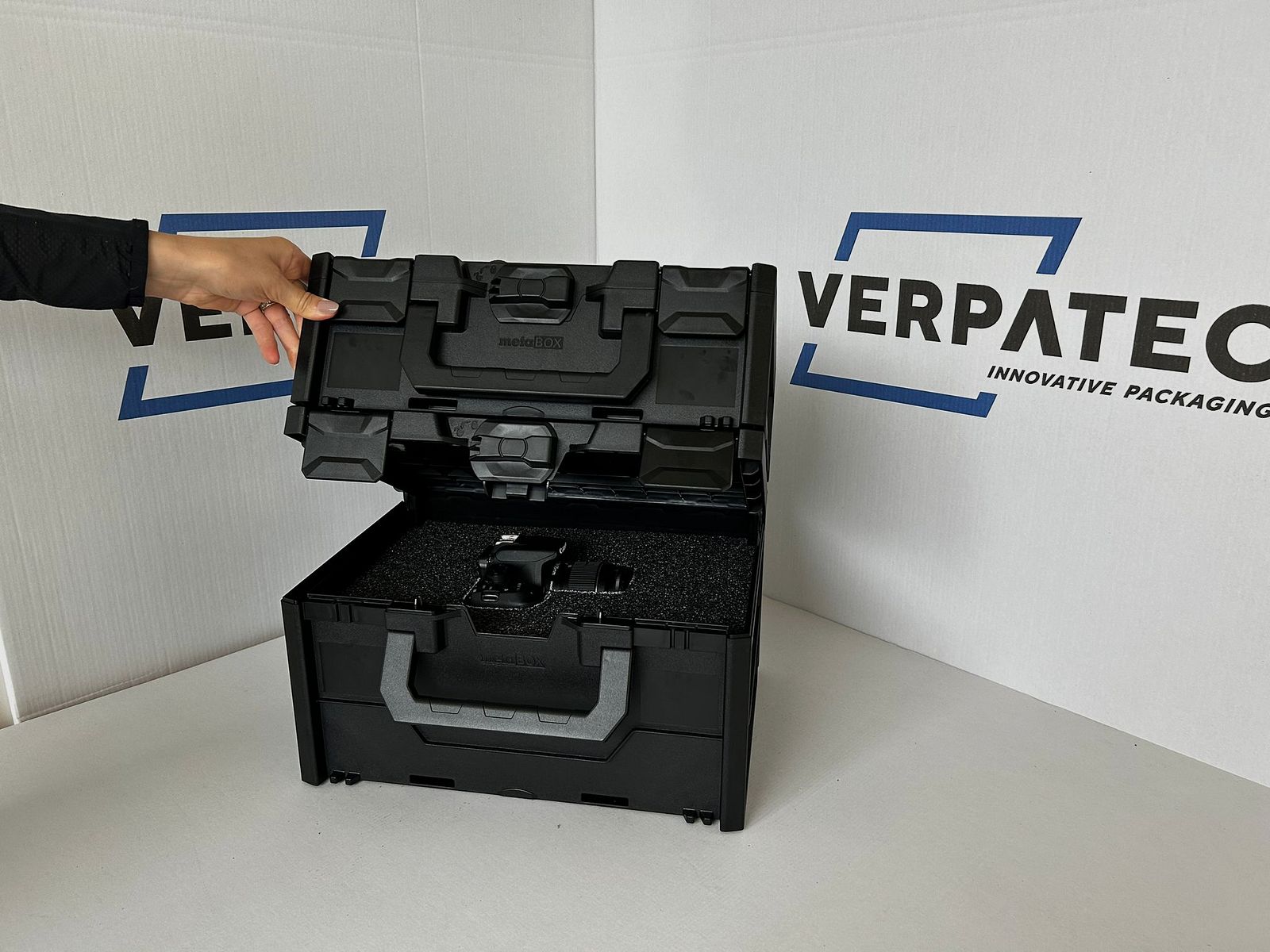 metaBOX – 215S schwarz / Verschlüsse schwarz, Bild 3 von 3